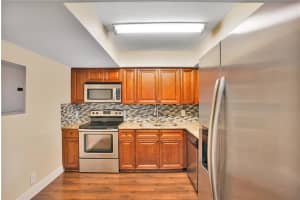 4215 NW 76th Ave, Hollywood, FL 33024, Sold 03/20/19