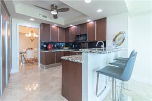 411 N New River Dr E, Fort Lauderdale, FL 33301, Sold 02/07/20