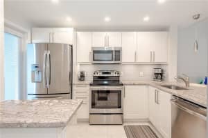 470 Paradise Isle Blvd, Hallandale Beach, FL 33009, Sold 03/29/19