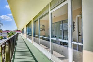 802 SE 7th St, Deerfield Beach, FL 33441, Sold 04/04/19