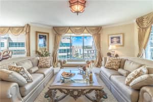 411 N New River Dr E, Fort Lauderdale, FL 33301, Sold 12/06/19