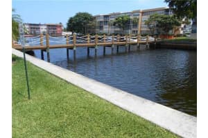 MLS# F10161424, Hollywood, Florida 33020