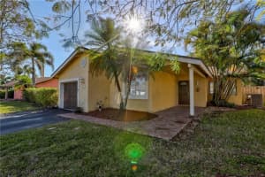 963 NW 89th Ave, Plantation, FL 33324, Sold 03/27/19