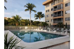 290 W Palmetto Park Rd, Boca Raton, FL 33432, Sold 06/24/19