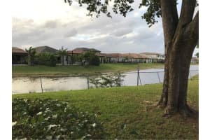MLS# F10163351, Pembroke Pines, Florida 33025