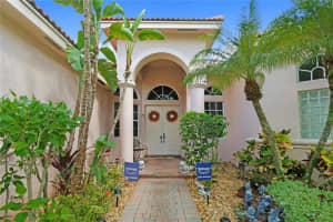 9533 Parkview Ave, Boca Raton, FL 33428, Sold 03/15/19
