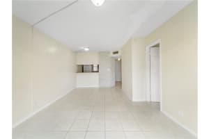 10029 Twin Lakes Dr, Coral Springs, FL 33071, Sold 04/22/19