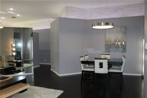 10120 NW 56th St, Coral Springs, FL 33076, Sold 04/18/19