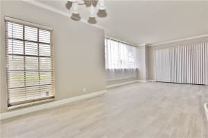 250 NE 20th St, Boca Raton, FL 33431, Sold 05/03/19