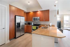 315 NE 3rd Ave, Fort Lauderdale, FL 33301, Sold 08/08/19