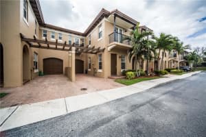 6985 Julia Gardens Dr, Coconut Creek, FL 33073, Sold 05/24/19