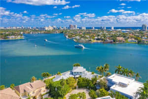1749 SE 13th St, Fort Lauderdale, FL 33316, Sold 07/24/19