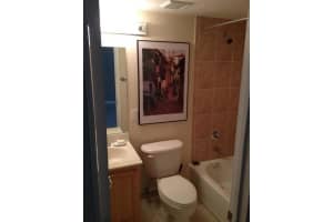 2660 NE 8th Ave, Wilton Manors, FL 33334, Sold 05/13/19