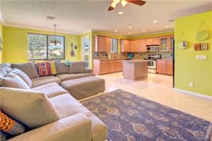 2764 S Evergreen Cir, Boynton Beach, FL 33426, Sold 04/18/19