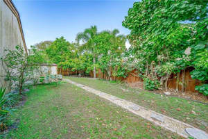 7489 NW 33rd St, Lauderhill, FL 33319, Sold 04/26/19
