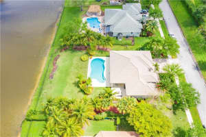 13857 SW 44th St, Davie, FL 33330, Sold 04/26/19