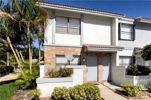 9813 Riverside Dr, Coral Springs, FL 33071, Sold 05/01/19
