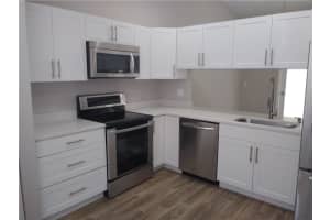 8801 NW 76th St, Tamarac, FL 33321, Sold 05/28/19