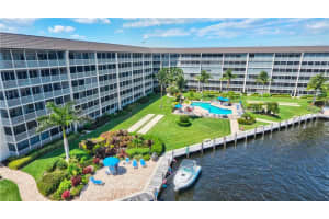 390 N Federal Hwy, Deerfield Beach, FL 33441, Sold 11/27/19