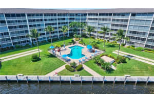 390 N Federal Hwy, Deerfield Beach, FL 33441, Sold 11/27/19