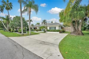 261 NW 11th Ave, Boca Raton, FL 33486, Sold 05/06/19