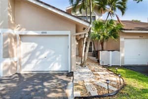 4948 W Lakes Dr, Deerfield Beach, FL 33442, Sold 05/30/19