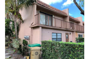 37 Madrid Ln, Davie, FL 33324, Sold 07/29/19