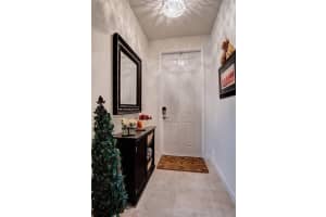 12370 N Village Cir, Davie, FL 33325, Sold 05/30/19