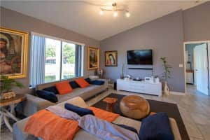 7120 Canella Ct, Tamarac, FL 33321, Sold 08/08/19