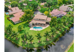 10401 NW 6th St, Coral Springs, FL 33071, Sold 06/28/19