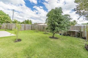 9604 NW 49th St, Sunrise, FL 33351, Sold 06/25/19