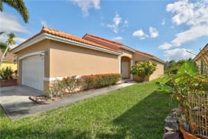 19406 SW 5th St, Pembroke Pines, FL 33029, Sold 05/31/19