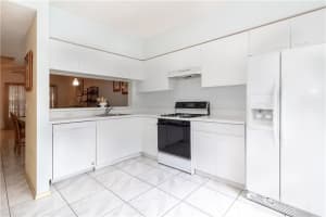 8032 Sanibel Dr, Tamarac, FL 33321, Sold 05/24/19
