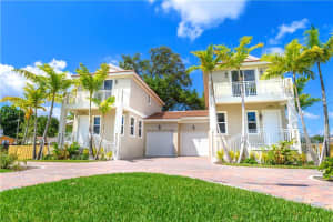 2911 SW 15th Ave, Fort Lauderdale, FL 33315, Sold 07/09/19