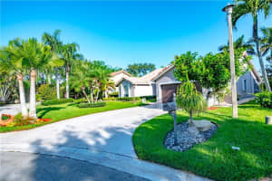 MLS# F10169363, Coral Springs, Florida 33071