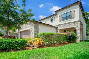 8887 Willow Cove Ln, Lake Worth, FL 33467, Sold 08/12/19