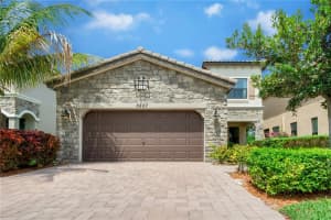 8887 Willow Cove Ln, Lake Worth, FL 33467, Sold 08/12/19