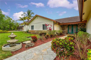 11844 SW 44th St, Davie, FL 33330, Sold 11/15/19