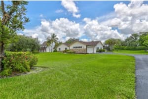 11844 SW 44th St, Davie, FL 33330, Sold 11/15/19