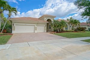 15551 SW 15th St, Weston, FL 33326, Sold 05/20/19