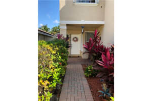 7945 S Silverado Cir, Hollywood, FL 33024, Sold 05/10/19