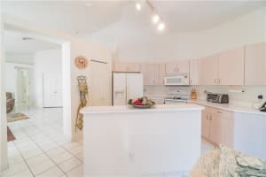7225 NW 1st Manor, Plantation, FL 33317, Sold 05/30/19