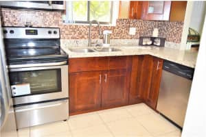 7460 NW 34th St, Lauderhill, FL 33319, Sold 05/23/19
