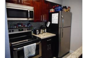 2926 S University Dr, Davie, FL 33328, Sold 05/31/19