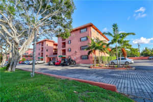 680 Tennis Club Dr, Fort Lauderdale, FL 33311, Sold 06/12/19