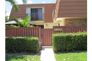 2852 Waterford Dr S, Deerfield Beach, FL 33442, Sold 06/19/19