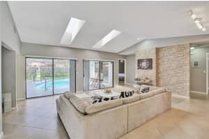 11215 NW 43rd Pl, Coral Springs, FL 33065, Sold 05/29/19