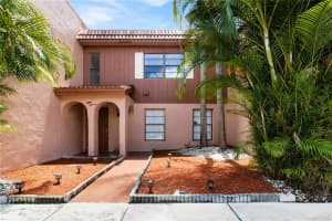 57 Madrid Ln, Davie, FL 33324, Sold 06/06/19