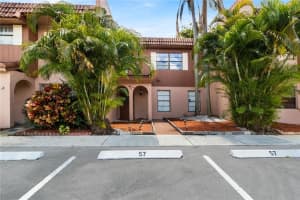 57 Madrid Ln, Davie, FL 33324, Sold 06/06/19