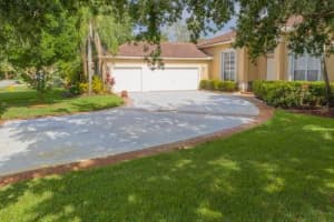 13855 Carlton Dr, Davie, FL 33330, Sold 12/17/19
